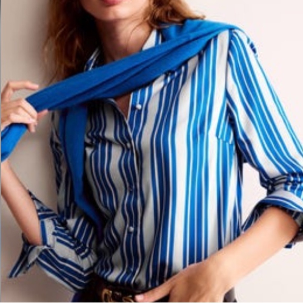 Boden Straight-Fit Woven Shirt in Blue, wear it loosely tucked